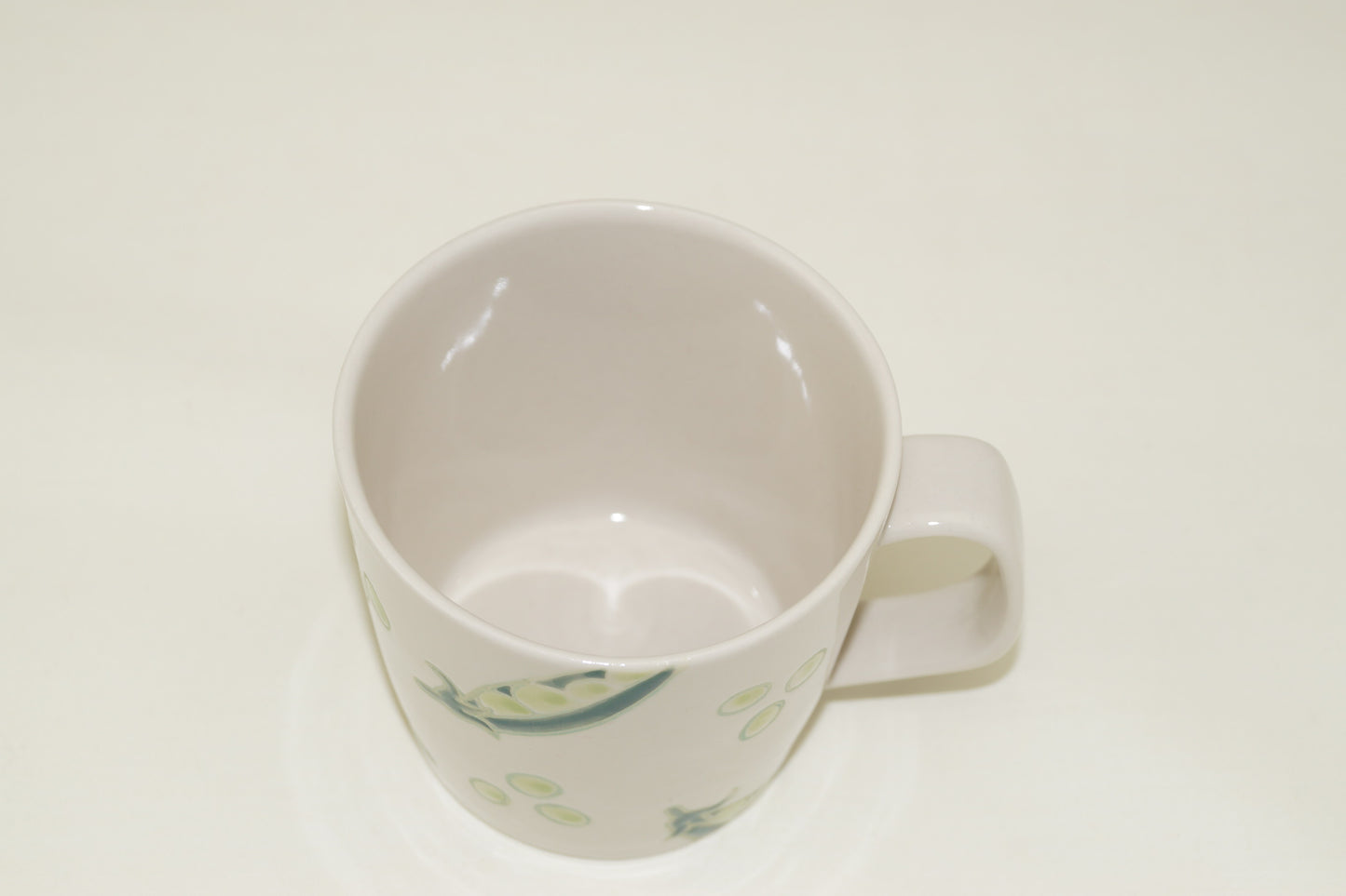 豆 マグカップ